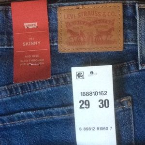 New Levi’s 29 x 30, Skinny Jeans
